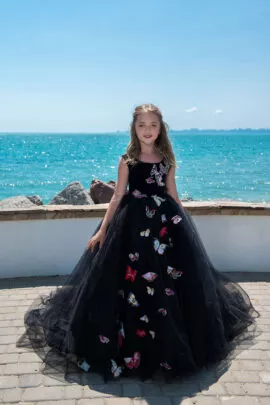 Черное с бабочками бальное платье для девочки