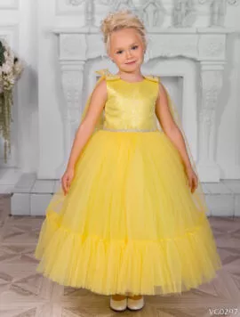 Желтое платье для девочки